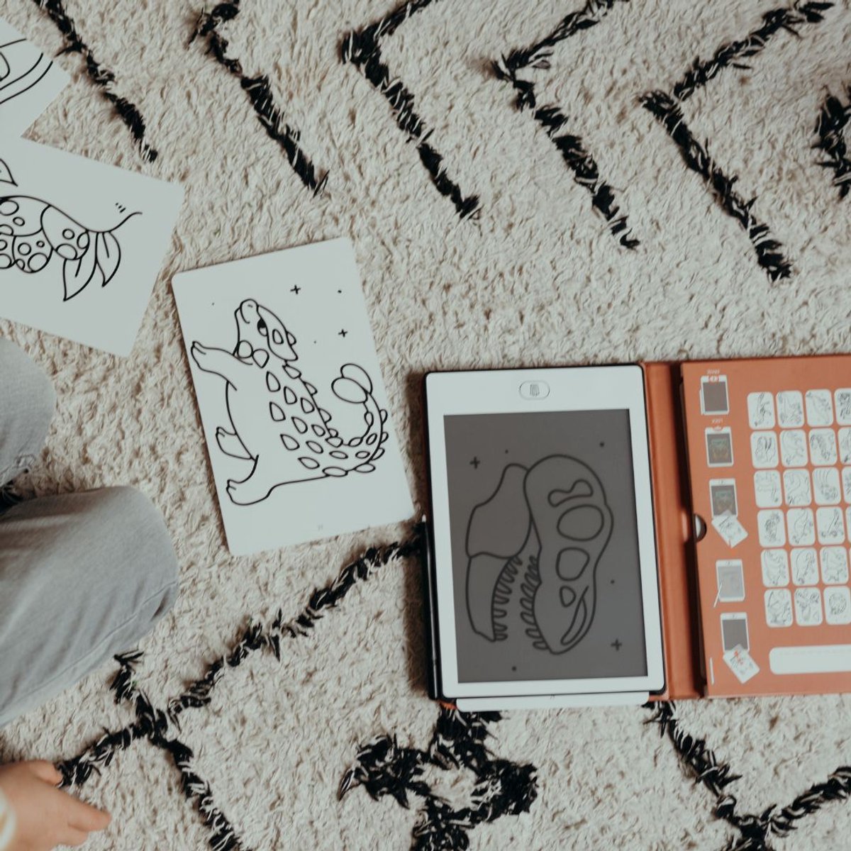 BEAU by Bo Kidywolf Kidydraw Mini Tekenboek met LCD-scherm Dieren over de wereld + Refill Galaxy & Dinosaurussen (5415188860882)